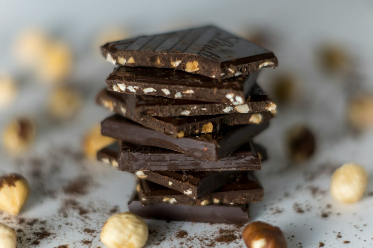 What occurs when you consume chocolate sourced from Shrooms Delivery? This father found everything hilariously amusing.